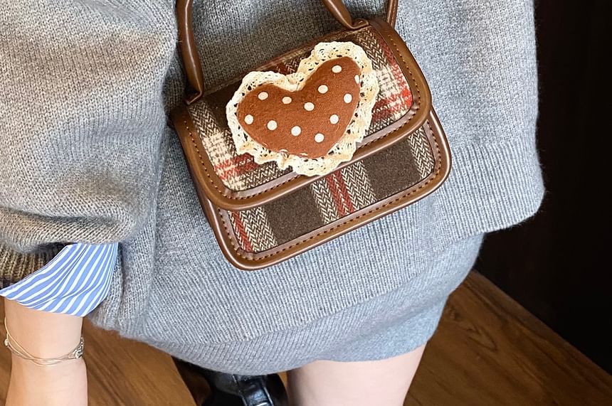 Heart Crossbody Flap Applique Bag Handle Plaid Top