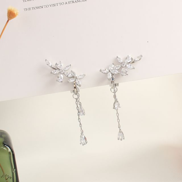 Stud Rhinestone Floral / Clip-On Earrings
