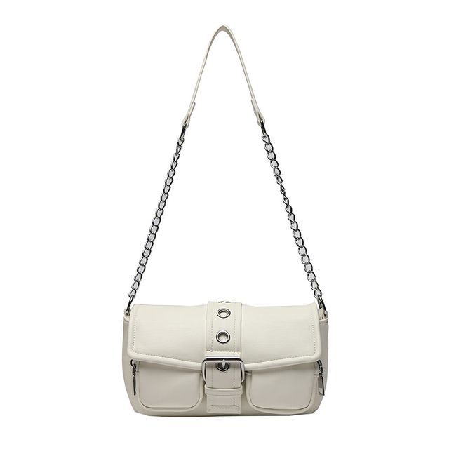 Chain Strap Buckled Shoulder Bag