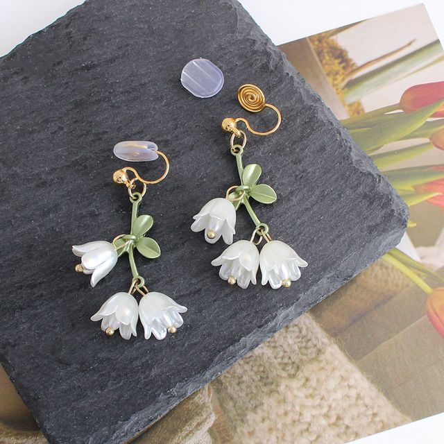Fringed Alloy Flower Faux Pearl Earring