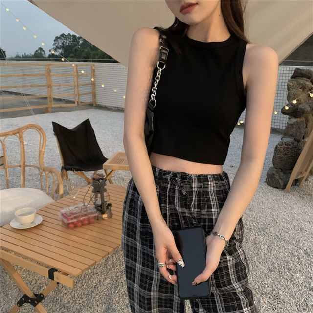 Round Neck Crop Top Tank Plain