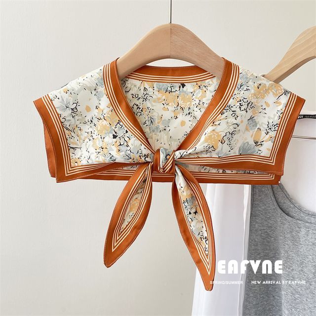 Decorative Print Collar