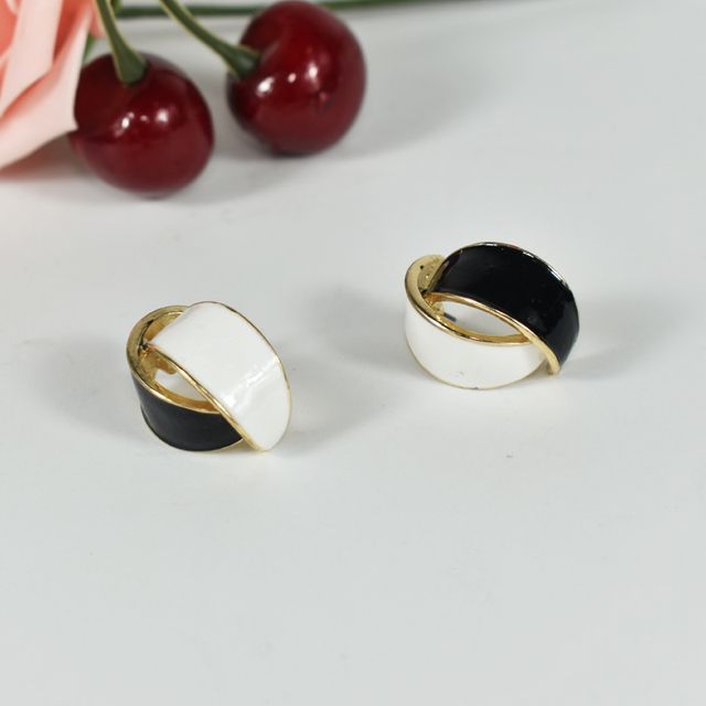 Sample Curve Glaze Alloy Earring