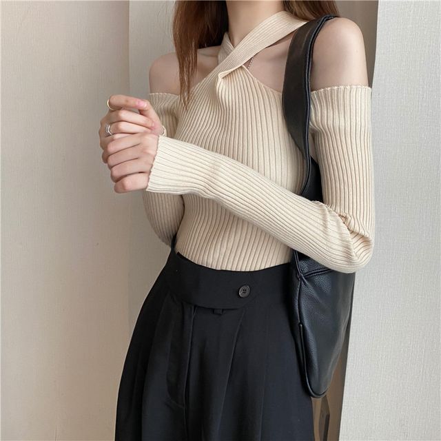 Cold-Shoulder Top Halter Plain Knit Long-Sleeve