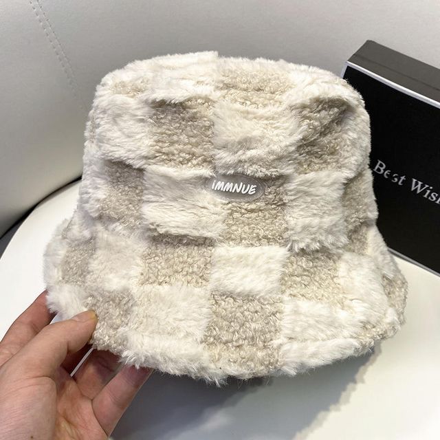 Sample Plain Fluffy Bucket Hat