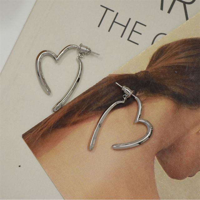 Earring Heart Through Alloy