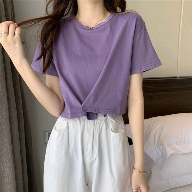 Tee Round Short-Sleeve Buttoned Neck Plain