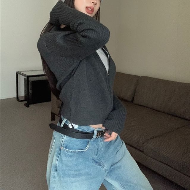 Plain Slim-Fit Sweater Zip