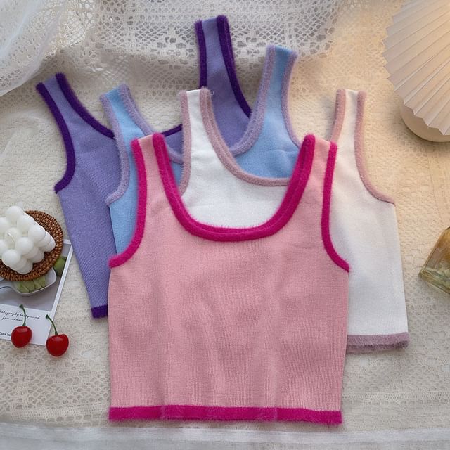 Contrast Crop Top Neck Scoop Trim Knit