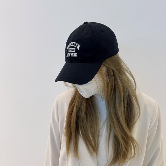 Cap Embroidered Lettering