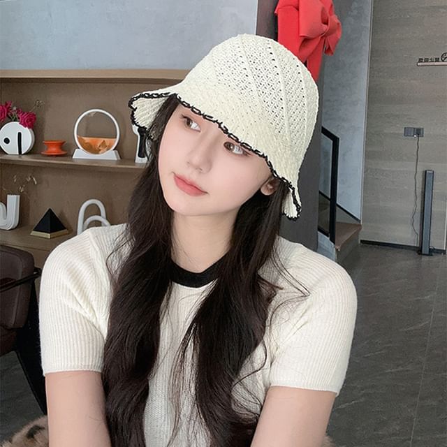 Sample Contrast Trim Woven Bucket Hat