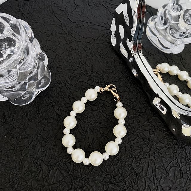 Designs) (Various Faux Strap Phone Pearl