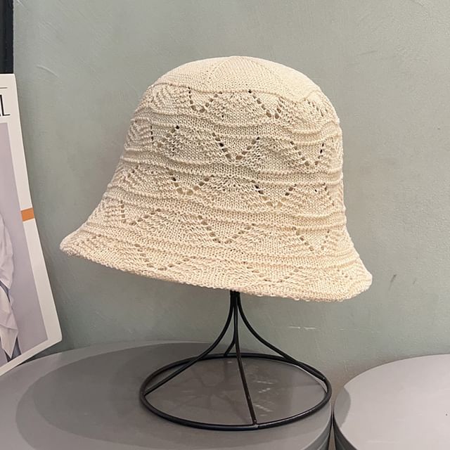 Knit Bucket Hat Eyelet