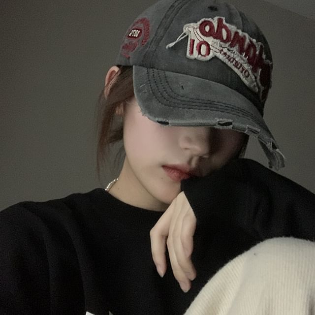Lettering Cap Washed Distressed Applique Baseball