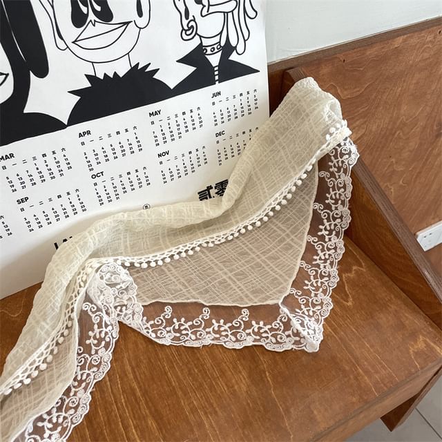 Headkerchief Lace Trim