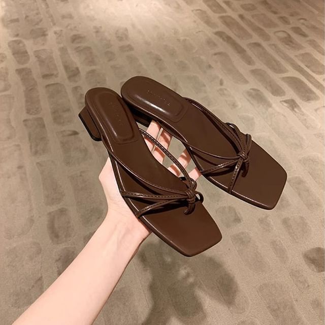 Knotted Thong Sandals