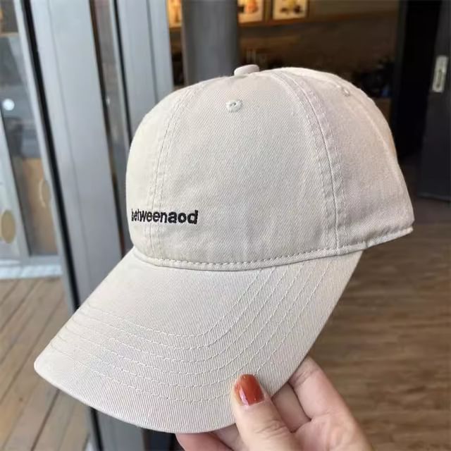 Lettering Cap Embroidered Baseball