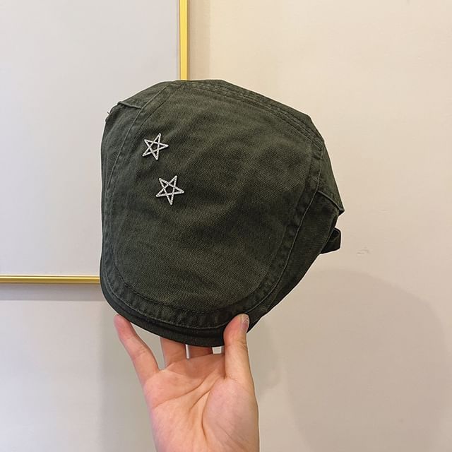 Flat Cap Studded Star