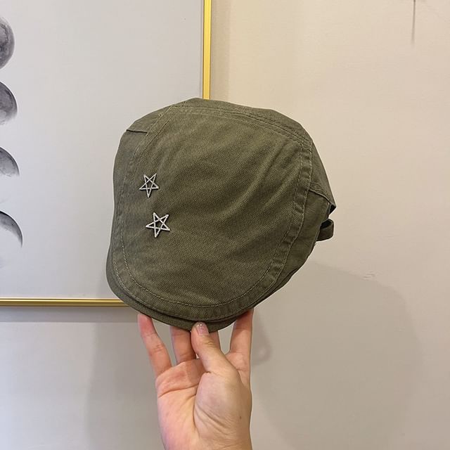 Flat Cap Studded Star