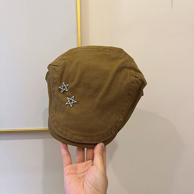 Flat Cap Studded Star
