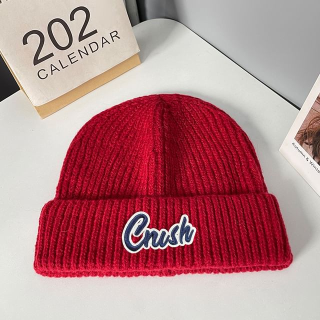 Applique Beanie Lettering Knit