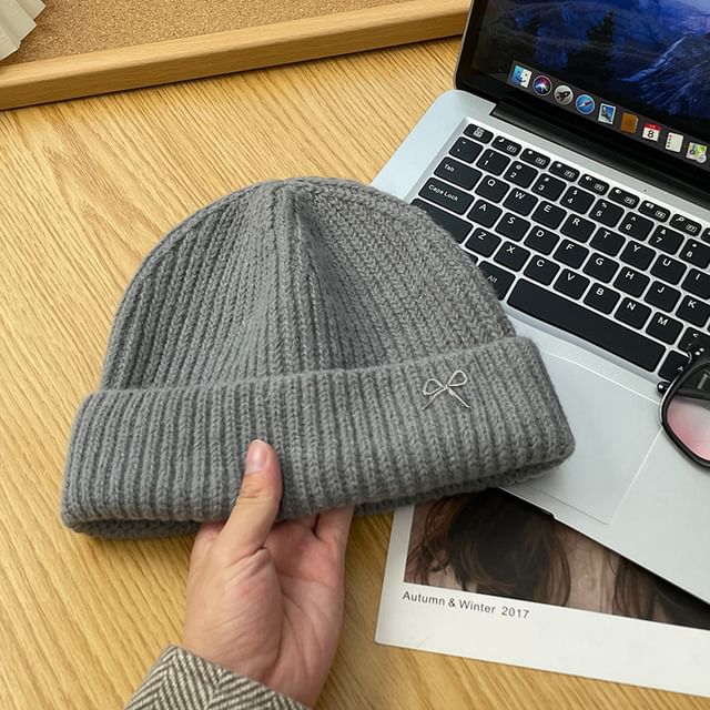 Knit Metal Bow Beanie