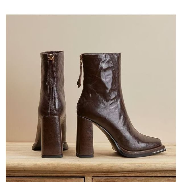Chunky Heel Short Plain Boots