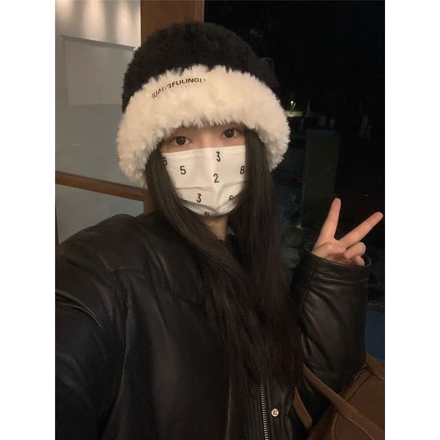 Tone Fluffy / Two Hat Bear