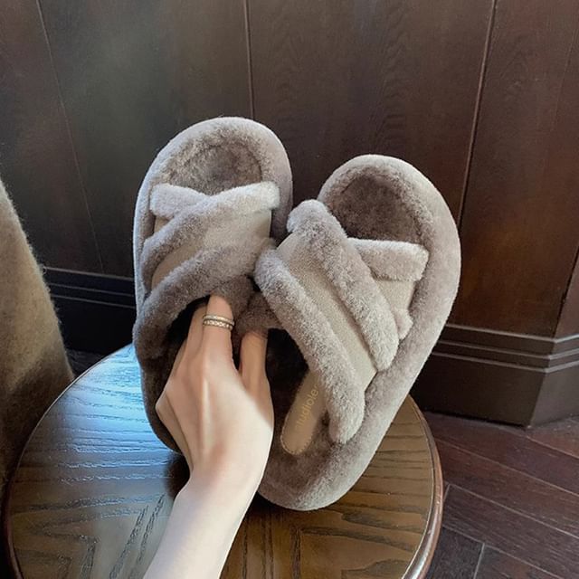 Sandals Plain Band Slide Fleece Cross