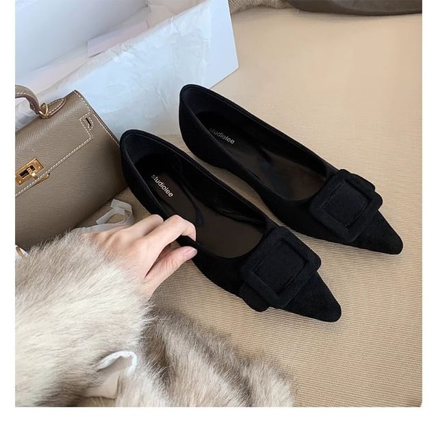 Toe Flats Buckled Pointed