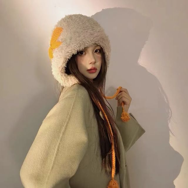 Hat Bow Applique Chenille Trapper
