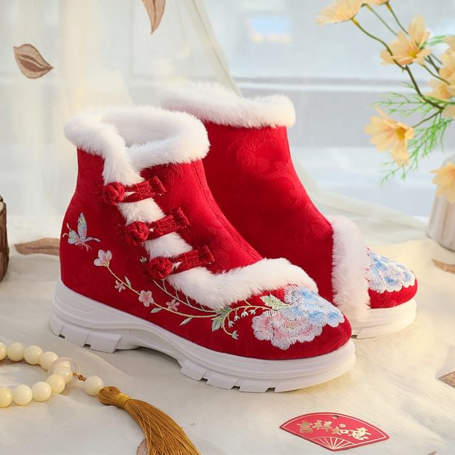 Short Lace-Up Floral Embroidery Trim Furry Boots