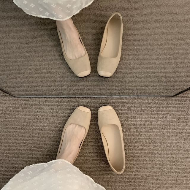 Square-Toe Flats