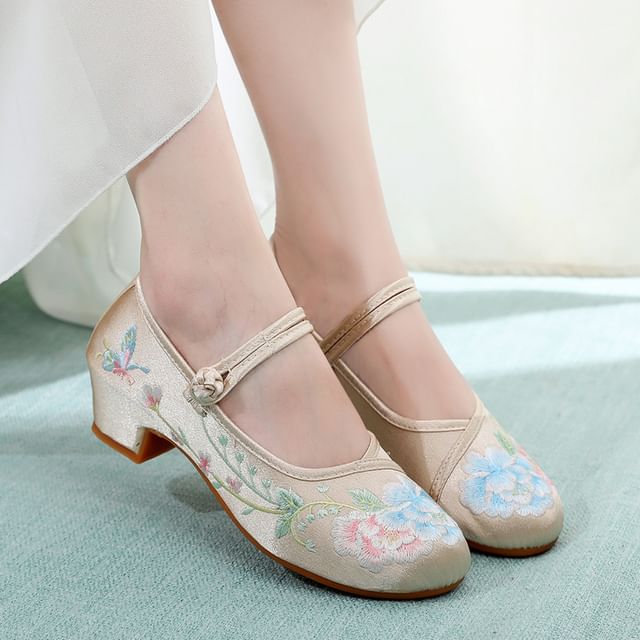 Pumps Floral Block Embroidery Heel