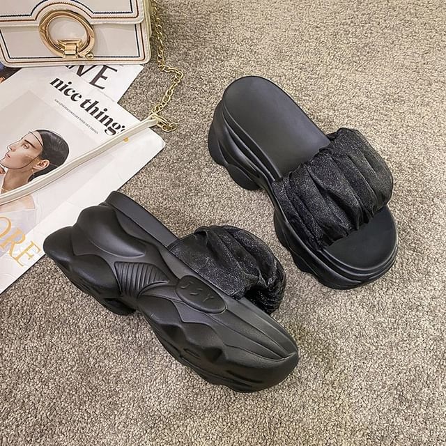 Platform Slide Ruched Plain Sandals