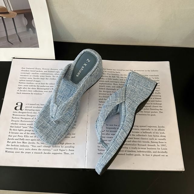 Heel Sandals Thong Toe Wedge Square
