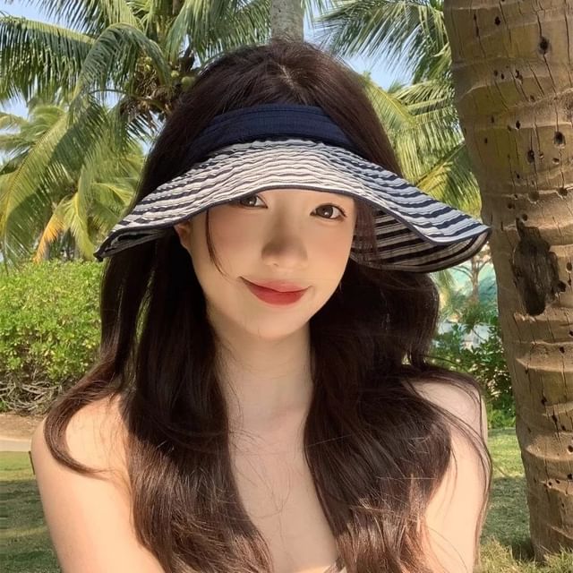 Striped Visor Brim Wide