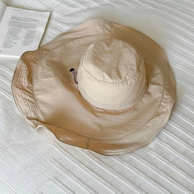 Plain Hiking Ruffle Hat Bucket