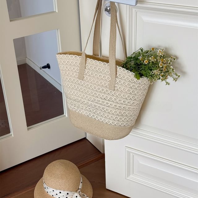 Bag Tote Panel Straw Lace