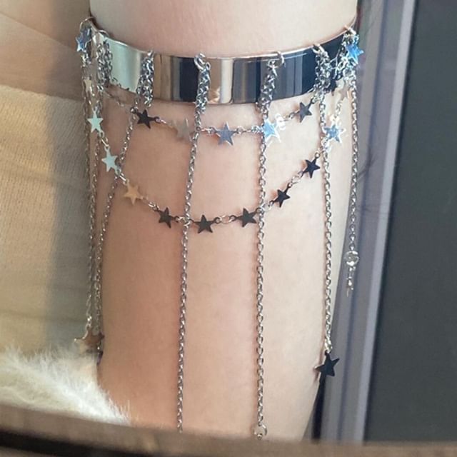 Chain Fringed Open Bangle Star