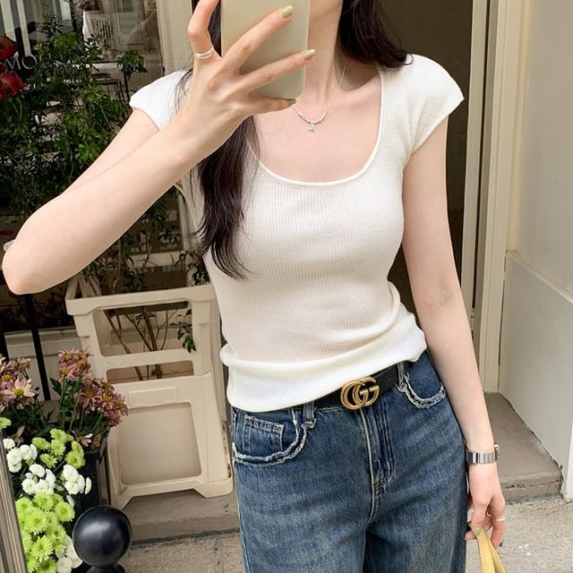 Top Cap-Sleeve Neck Plain Scoop Knit