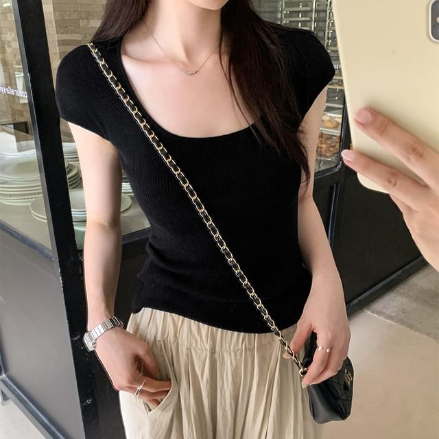 Top Cap-Sleeve Neck Plain Scoop Knit