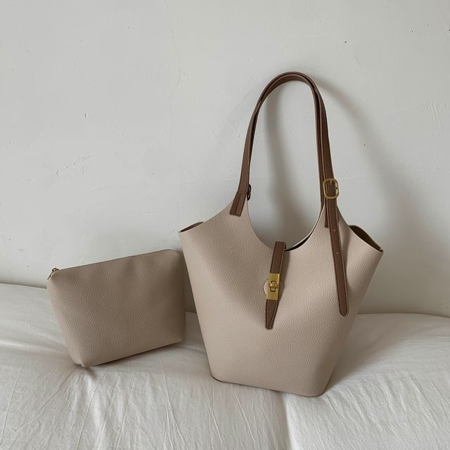 Buckle Pouch With Bag Shoulder