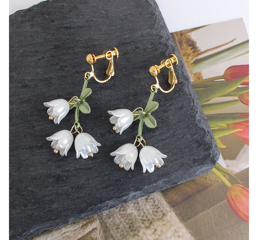 Fringed Alloy Flower Faux Pearl Earring