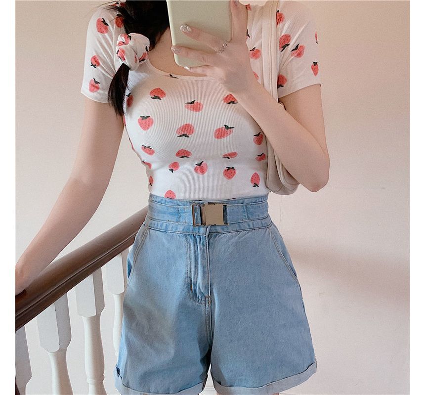 Short-Sleeve Strawberry T-Shirt Print