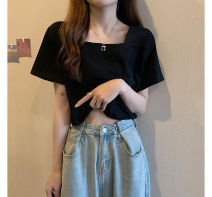 Square Short-Sleeve Plain Cropped Neck Blouse