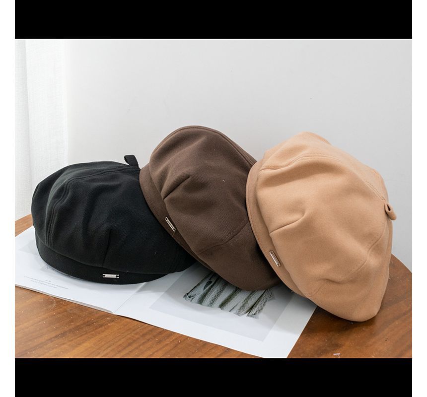 Sample Metal Tag Beret