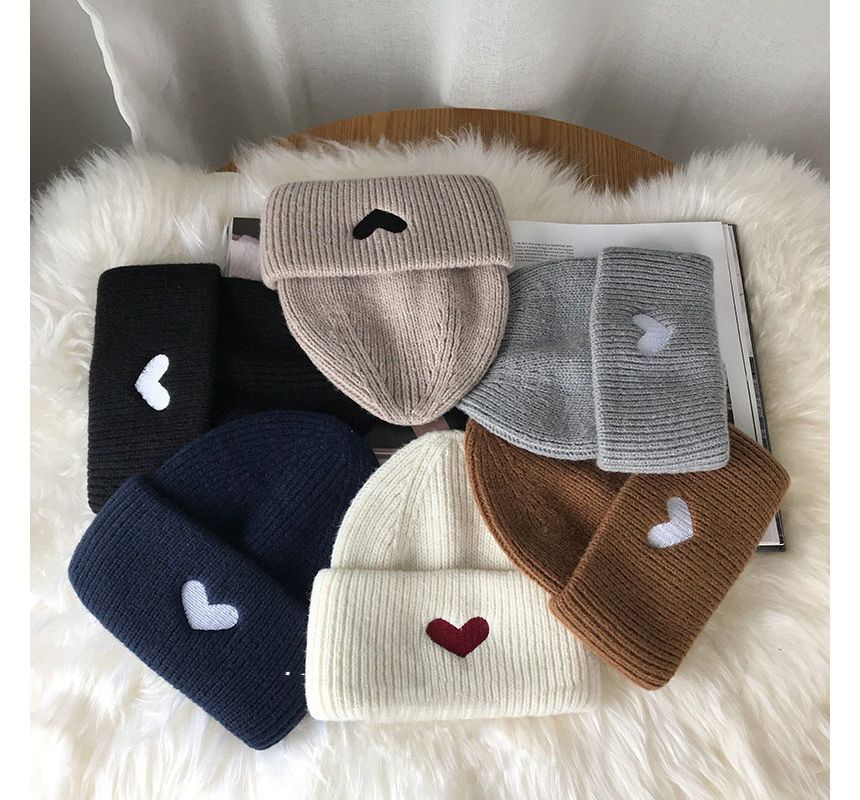 Embroidered Knit Beanie Heart