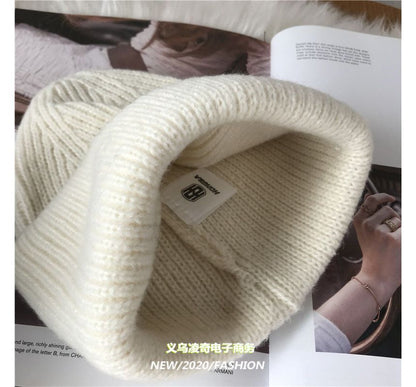 Embroidered Knit Beanie Heart