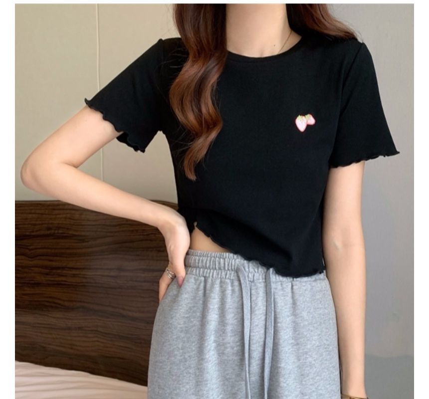 Crop Neck Embroidered Crew T-Shirt Short-Sleeve